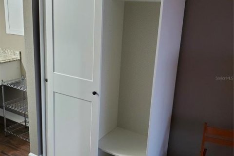 Снять в аренду квартиру в Орландо, Флорида 1 комната, 25.64м2, № 2339358 - фото 4