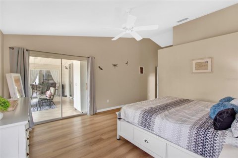 House in Leesburg, Florida 2 bedrooms, 183.39 sq.m. № 1898767 - photo 18