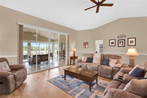 House in Leesburg, Florida 2 bedrooms, 183.39 sq.m. № 1898767 - photo 5