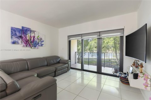 Condominio en venta en Miami, Florida, 2 dormitorios, 82.78 m2 № 1704715 - foto 4