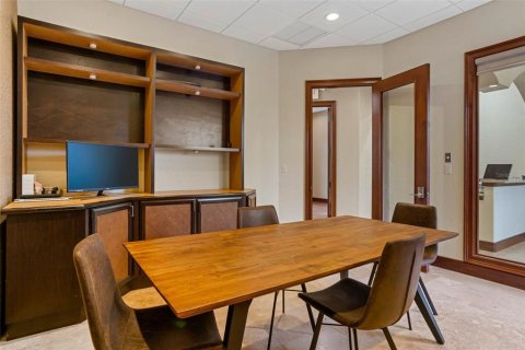 Commercial property in Orlando, Florida № 1512008 - photo 26