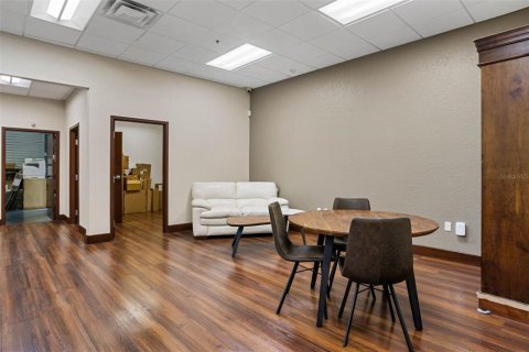 Commercial property in Orlando, Florida № 1512008 - photo 12