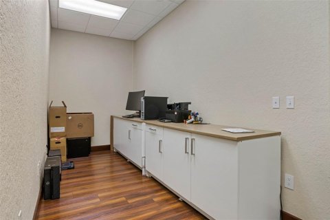 Commercial property in Orlando, Florida № 1512008 - photo 21