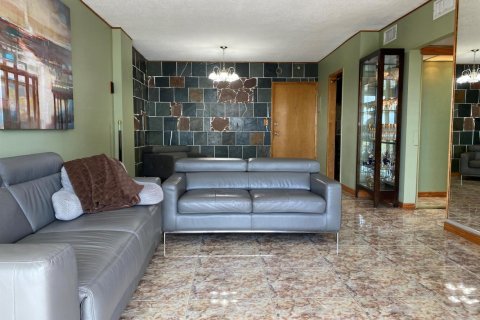 Condo in Sunny Isles Beach, Florida, 2 bedrooms № 2146067 - photo 27