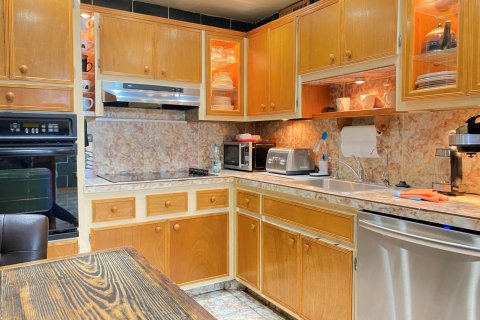 Condo in Sunny Isles Beach, Florida, 2 bedrooms № 2146067 - photo 5