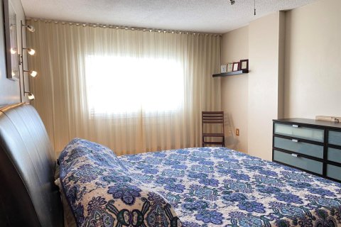 Condo in Sunny Isles Beach, Florida, 2 bedrooms № 2146067 - photo 16