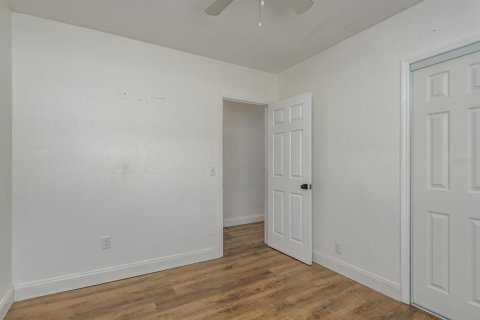 Commercial property in Saint Petersburg, Florida 194.72 sq.m. № 1735411 - photo 12