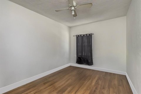 Commercial property in Saint Petersburg, Florida 194.72 sq.m. № 1735411 - photo 20