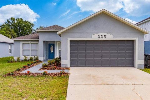 House in Apopka, Florida 3 bedrooms, 117.43 sq.m. № 1833273 - photo 1