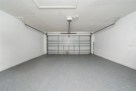 House in Apopka, Florida 3 bedrooms, 117.43 sq.m. № 1833273 - photo 11