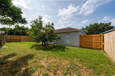 House in Apopka, Florida 3 bedrooms, 117.43 sq.m. № 1833273 - photo 14