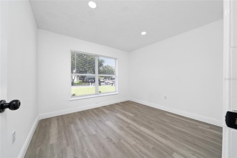 House in Apopka, Florida 3 bedrooms, 117.43 sq.m. № 1833273 - photo 27