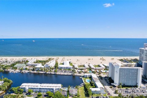 Condominio en venta en Fort Lauderdale, Florida, 1 dormitorio, 74.79 m2 № 2245208 - foto 28