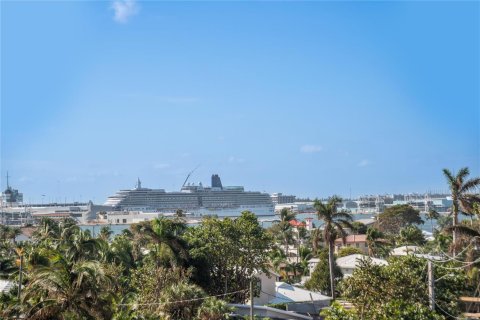 Condominio en venta en Fort Lauderdale, Florida, 1 dormitorio, 74.79 m2 № 2245208 - foto 19