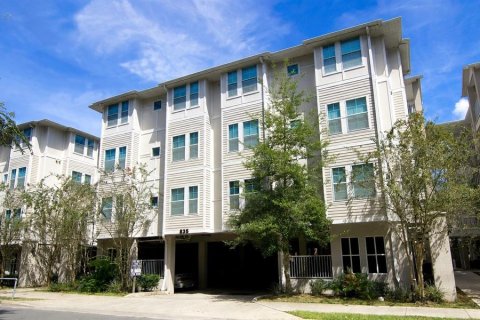 Condo in Gainesville, Florida, 4 bedrooms  № 2324674