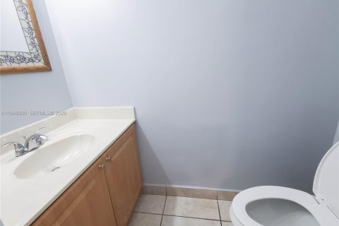 Снять в аренду кондоминиум в Хайалиа, Флорида 2 спальни, 105.26м2, № 2004711 - фото 13