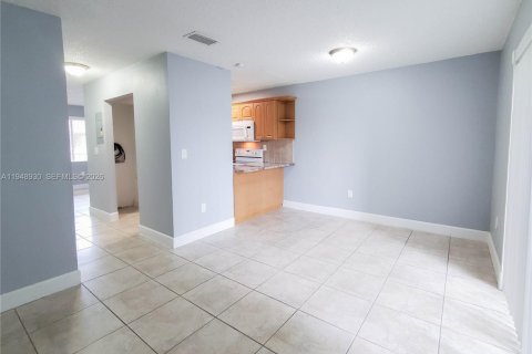 Снять в аренду кондоминиум в Хайалиа, Флорида 2 спальни, 105.26м2, № 2004711 - фото 10