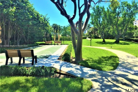 Condo in Hollywood, Florida, 2 bedrooms  № 1877781 - photo 5