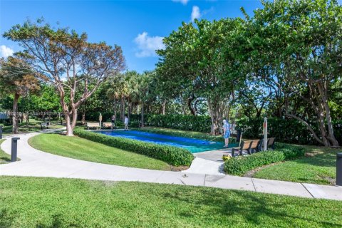 Condo in Hollywood, Florida, 2 bedrooms  № 1877781 - photo 25