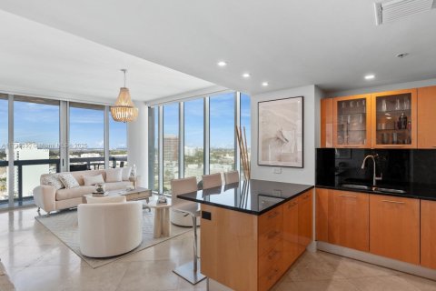 Condominio en venta en Miami Beach, Florida, 1 dormitorio, 76.18 m2 № 1703639 - foto 10