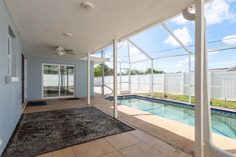 Casa en venta en Clearwater, Florida, 4 dormitorios, 154.96 m2 № 1786186 - foto 21