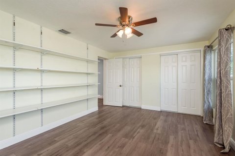 Casa en venta en Clearwater, Florida, 4 dormitorios, 154.96 m2 № 1786186 - foto 18