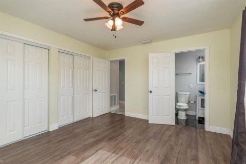 Casa en venta en Clearwater, Florida, 4 dormitorios, 154.96 m2 № 1786186 - foto 11