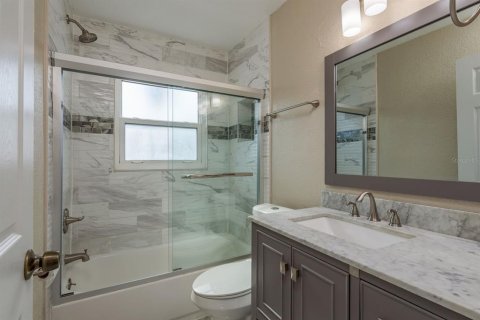 Casa en venta en Clearwater, Florida, 4 dormitorios, 154.96 m2 № 1786186 - foto 17