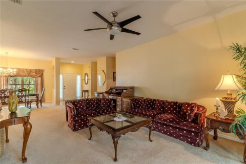 Casa en venta en Kissimmee, Florida, 3 dormitorios, 210.61 m2 № 1909640 - foto 8