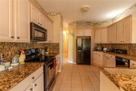 Casa en venta en Kissimmee, Florida, 3 dormitorios, 210.61 m2 № 1909640 - foto 14