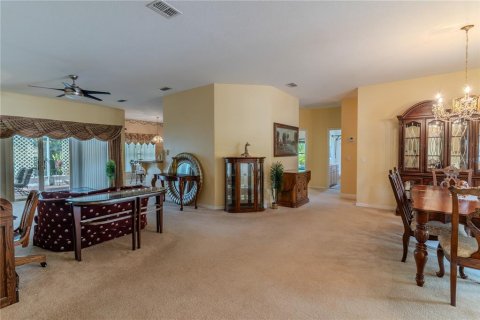Casa en venta en Kissimmee, Florida, 3 dormitorios, 210.61 m2 № 1909640 - foto 10