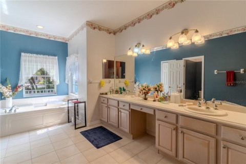 Casa en venta en Kissimmee, Florida, 3 dormitorios, 210.61 m2 № 1909640 - foto 23