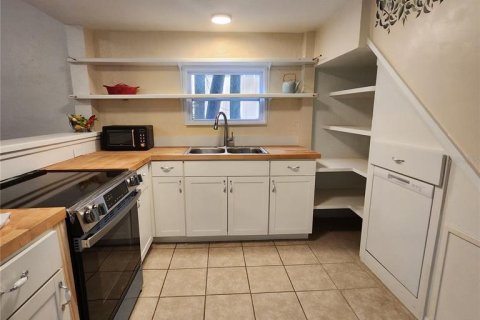Casa en alquiler en Gainesville, Florida, 2 dormitorios, 87.33 m2 № 1910272 - foto 5