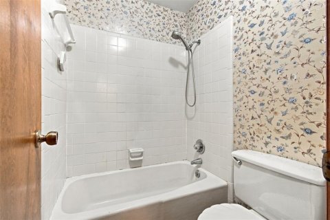 Casa en venta en Lakeland, Florida, 3 dormitorios, 189.06 m2 № 2387442 - foto 26