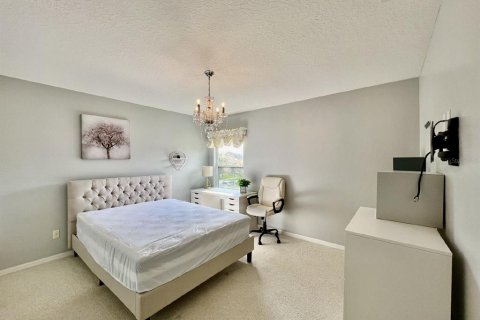 Villa ou maison à louer à Kissimmee, Floride: 3 chambres, 262.82 m2 № 2415385 - photo 14
