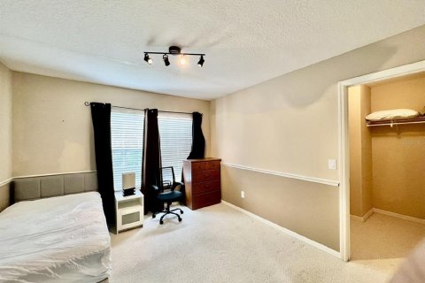 Villa ou maison à louer à Kissimmee, Floride: 3 chambres, 262.82 m2 № 2415385 - photo 19