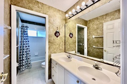 Villa ou maison à louer à Kissimmee, Floride: 3 chambres, 262.82 m2 № 2415385 - photo 29
