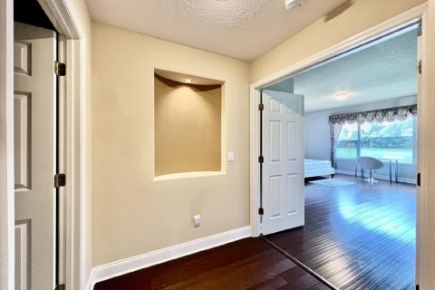 Villa ou maison à louer à Kissimmee, Floride: 3 chambres, 262.82 m2 № 2415385 - photo 12