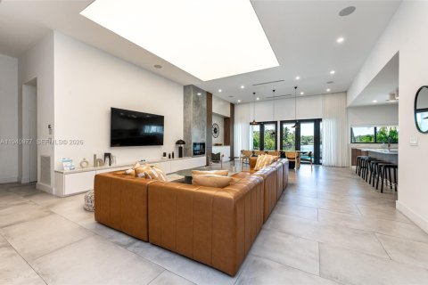 Villa ou maison à louer à Miami, Floride: 5 chambres, 289.39 m2 № 2152716 - photo 6