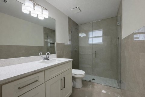 House in Port St. Lucie, Florida 4 bedrooms, 206.43 sq.m. № 2146988 - photo 17
