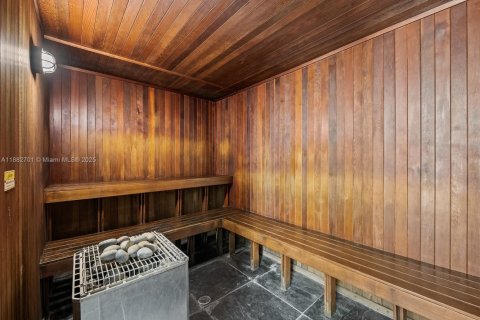 Condominio en venta en Miami, Florida, 2 dormitorios, 93.83 m2 № 1929636 - foto 17