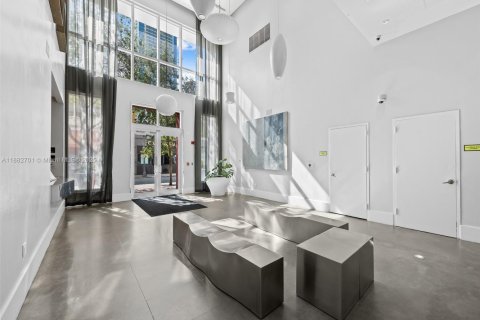 Condominio en venta en Miami, Florida, 2 dormitorios, 93.83 m2 № 1929636 - foto 14