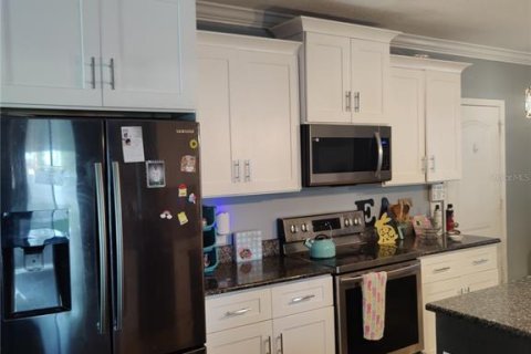 House in Sanford, Florida 4 bedrooms, 202.81 sq.m. № 1632311 - photo 12