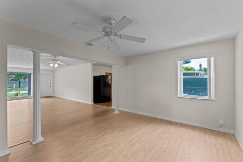 Villa ou maison à vendre à Dania Beach, Floride: 3 chambres, 149.85 m2 № 2288971 - photo 21