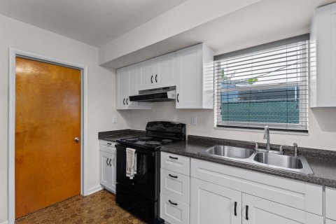 Villa ou maison à vendre à Dania Beach, Floride: 3 chambres, 149.85 m2 № 2288971 - photo 18
