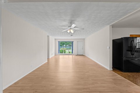 Villa ou maison à vendre à Dania Beach, Floride: 3 chambres, 149.85 m2 № 2288971 - photo 9