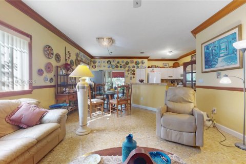 Villa ou maison à vendre à Homestead, Floride: 5 chambres, 265.89 m2 № 1954594 - photo 12