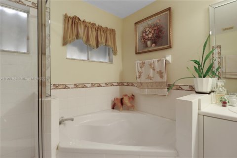 Villa ou maison à vendre à Homestead, Floride: 5 chambres, 265.89 m2 № 1954594 - photo 19