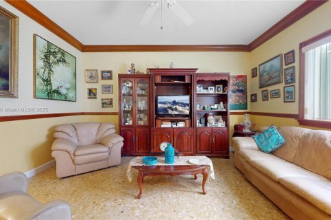 Villa ou maison à vendre à Homestead, Floride: 5 chambres, 265.89 m2 № 1954594 - photo 11