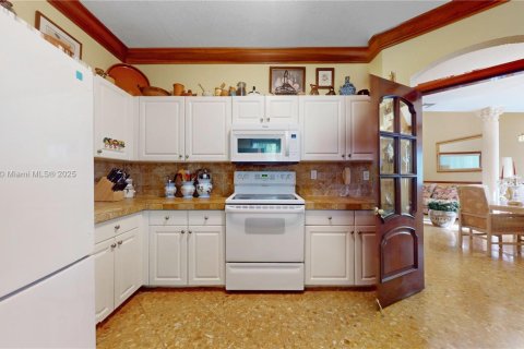 Villa ou maison à vendre à Homestead, Floride: 5 chambres, 265.89 m2 № 1954594 - photo 8